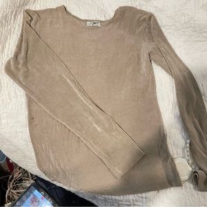 Long sleeve top